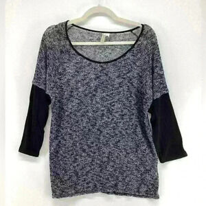 L CHENAULT Women Gray Black Sheer lightweight sweater A96 Large